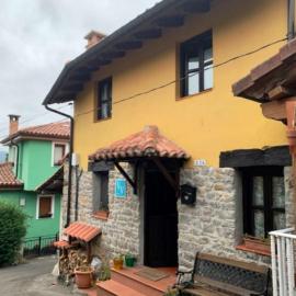 Casa Elena, hotel sa Arriondas