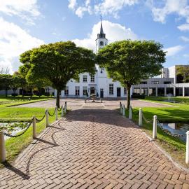 Hotel De Ruwenberg Den Bosch - Sint Michielsgestel、デンボスのホテル