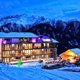 Alps Lodge, hotel a Fiss