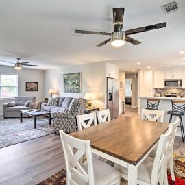 Ideally Located Luxe Beach House on Tybee Island, Hotel in Tybee Island