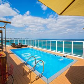 oile by Zayra Resorts, hotel in Chatan