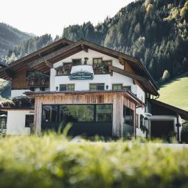 Hotel Landhaus Neumayr, hotel u gradu Grosarl