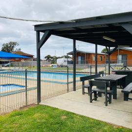 Geelong Surfcoast Hwy Holiday Park, hotel a Mount Duneed