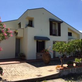 Aurora best bnb sea and mountains, hotel in Lanciano