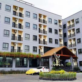 Hotel IYA, hotel v mestu Pathum Thani