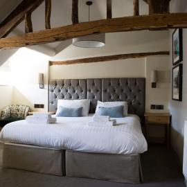 Royal Ship, hotel di Dolgellau