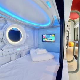 Atypicap Capsule Hostel, hotel in Puerto de la Cruz