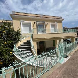 Odysseus, hotel in Vrontados