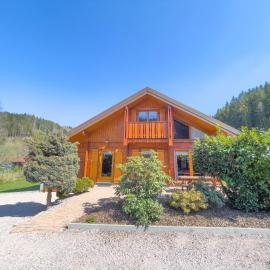 Chalet tout confort 'Le Grand Pré', dog friendly, terrain clôturé, garage, hotel a Gérardmer