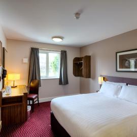 Queen of the Loch, Balloch by Marston's Inns: Balloch şehrinde bir otel