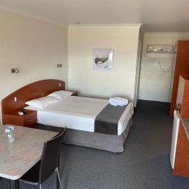 Childers Gateway Motor Inn، فندق في Childers