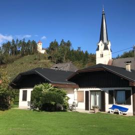 V Gemütliches Gartenhaus, hotel in Sankt Michael ob Bleiburg