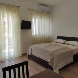 Studio apartman Dani, hotel in Banja Koviljača