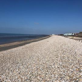 Holiday house within 5 min walk from Bracklesham Bay beach, Hotel in Earnley