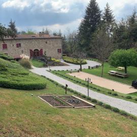 CHATEAU ROUSSET, hotel in St Apollinaire De Rias