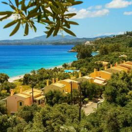 Barbati Bay Elegant Beach Apartments by Hotelius, hotel v destinácii Barbati