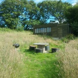 Stags View,Unique eco cabin, Dartmoor views, hotel in South Brent