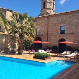 Hotel Canet، فندق في كاستيلو دي إمبوريس