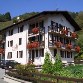 Casa Galet, hotel din Pieve Di Ledro