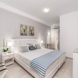 Roxani Hotel, hotel di Amoudara Herakliou