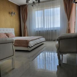 Silvester Residence, hotel in Năvodari