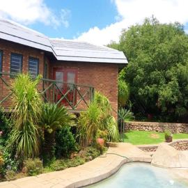 Cussonia Country Home, hotel a Tierpoort