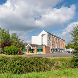 Cit'Hotel LA PYRAMIDE, hotel v destinaci Romorantin
