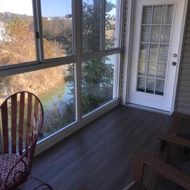 Lakeside Condo on Lake Taneycomo, ξενοδοχείο σε Μπράνσον