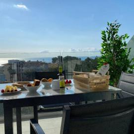 Sea view apartment 6E with pool in Cañamel beach, hotel en Capdepera