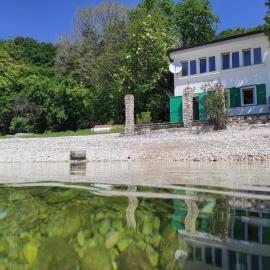 Beach House Bassi, hotel u gradu Rijeka
