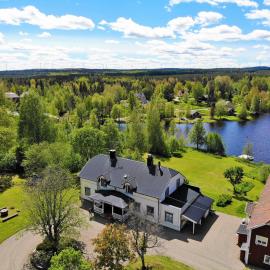 STF Jädraås Herrgård, хотел в Jädraås