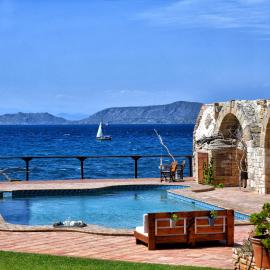 Luxurious Villa by the sea: Posidhonía şehrinde bir otel