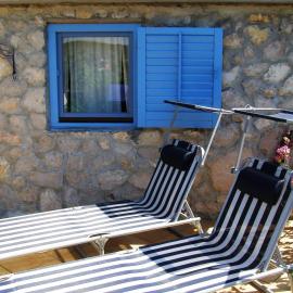 Charming dalmatian apartment with panoramic view, Hotel in Tkon