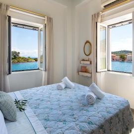 Sea Front Suite "SEA TALES"