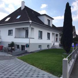 Dulliken 1 Schlafzimmer, Wohnzimmer, Küche mit Geschirr komplett, Bad, hotel din Dulliken