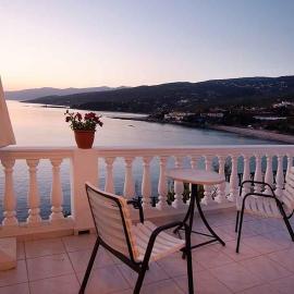 kirki rooms, hotel in Armenistis