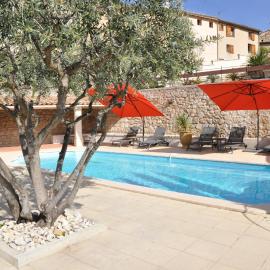Les Terrasses de la Roque-Alric, hôtel à La Roque-Alric