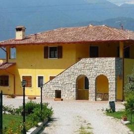 Agritur Maso Fontane, hotel in Arco