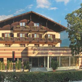 Hotel Erlenhof, hotel em Kötschach-Mauthen