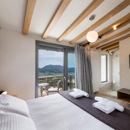 Aelia Suites, hotel u gradu Áyios Pétros