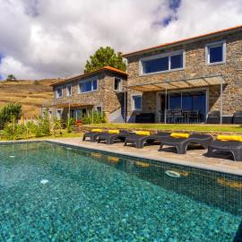 Villa Fauna - Nature & Tranquility - Heated pool optional, Hotel in Prazeres