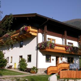 Pension Kristall, hotel sa Bramberg am Wildkogel