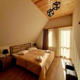 Kazbegi Inn، فندق في كازباجي