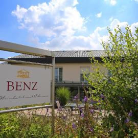 BENZ Weingut & Weinhotel, hôtel à Lauda-Königshofen