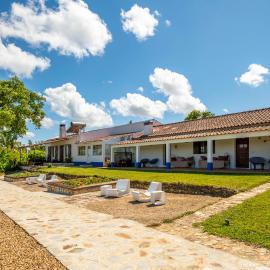 Monte Pedras Negras, hotel u gradu 'São Luis'