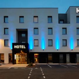Kyriad Combs-La-Ville - Senart: Combs-la-Ville şehrinde bir otel