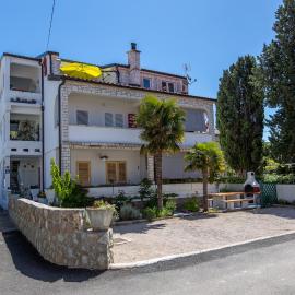 The Rooftop Apartment Punat