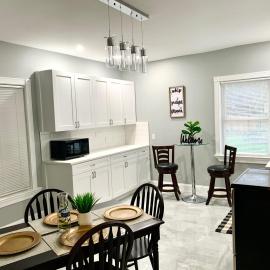 Spacious 5BR 2Bath close to Niagara Falls and Casino