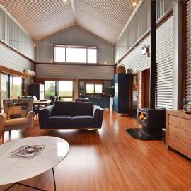 Kelman Cottage with pool and beautiful native wildlife, hotelli kohteessa Belford