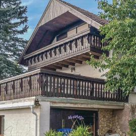 Nice Home In Wasungen With Wifi, hotel in Wasungen